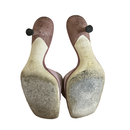 chanel pink logo mule 36.5