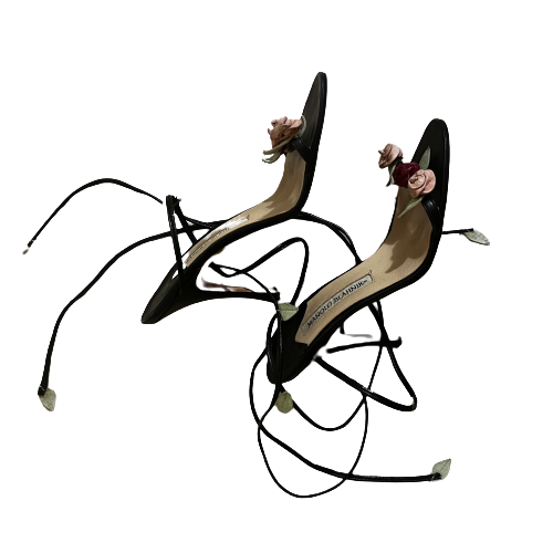 manolo blahnik rosette lace up sandals 35