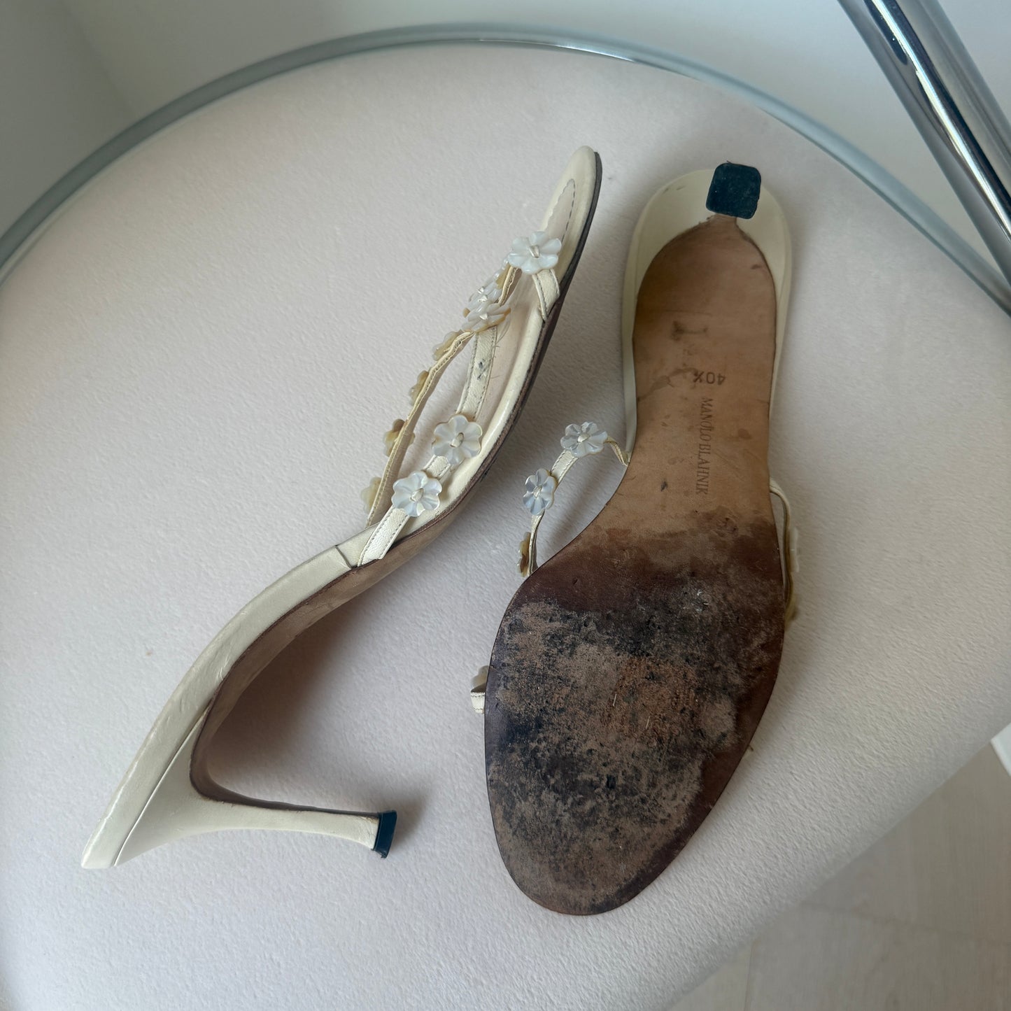 manolo blahnik mother of pearl sandals