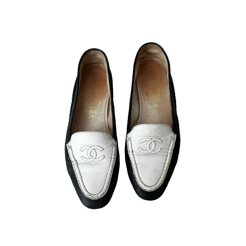 vintage chanel logo loafers 37